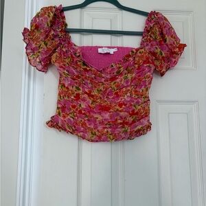 Astr Pink Floral Puff-Sleeve Crop Top